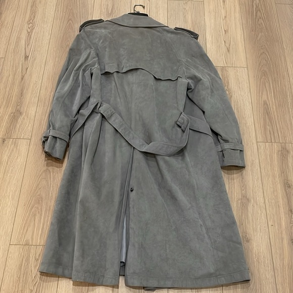 Jeffrey Banks for Lakeland suede coat, size 46 - Picture 4 of 4